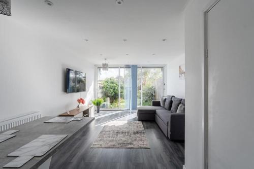 Karazo LTD - Luxurious contractor friendly 2 bed in Croydon, Croydon (fotografie 2)