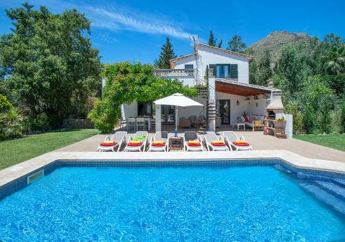  Owl Booking Villa Bocoris - 15 Min Walk to the Beach in Port de Pollença