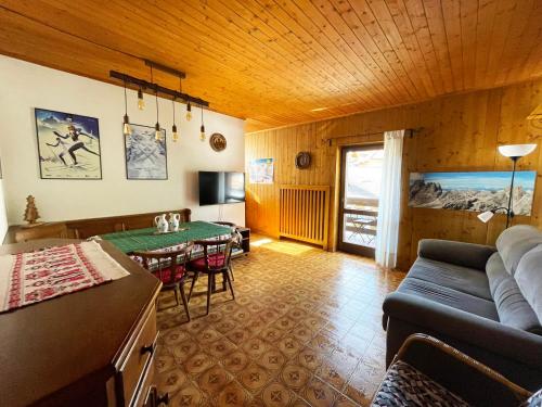 La Finestra sui Monti - Alpine Stay Apartments, Unterkunft in Cavalese