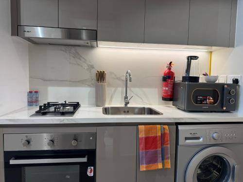 Ashri Elegant Studio Near Burj Khalifa, Дубай (фото 7)