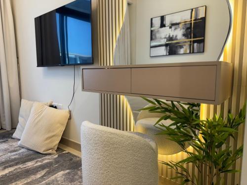Ashri Elegant Studio Near Burj Khalifa, Дубай (фото 8)