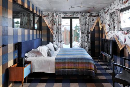 2 bedrooms, 3 beds