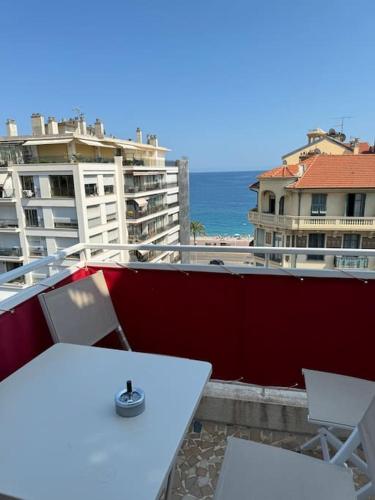 Magnifique 2 pièces à 2 pas de la mer, Nizza