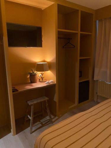 Hotel Louisa - image 2