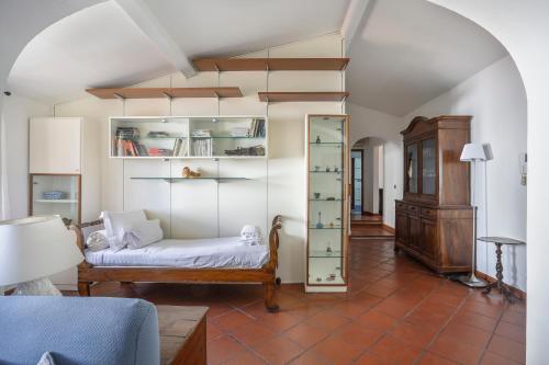 Bright Last-Floor Apartment with Terrace, Florencja (zdjęcie 11)