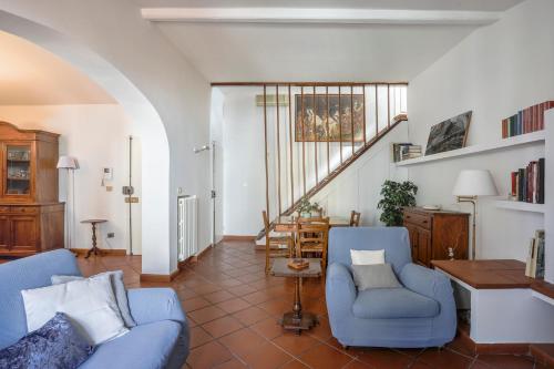 Bright Last-Floor Apartment with Terrace, Florencja (zdjęcie 9)