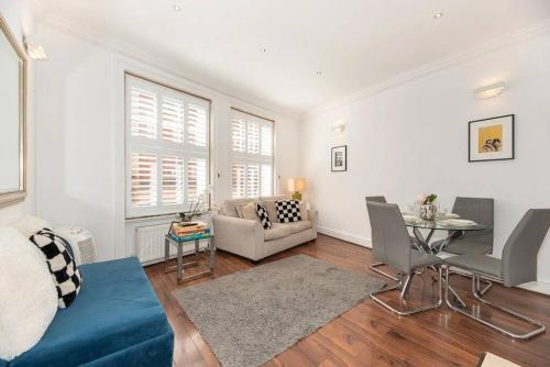 Discover London Central 2 Bedroom in Kensington