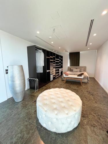 The Babe Boutique Hotel - image 3
