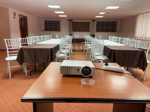 Atrium Panoramic Hotel & Spa - image 12