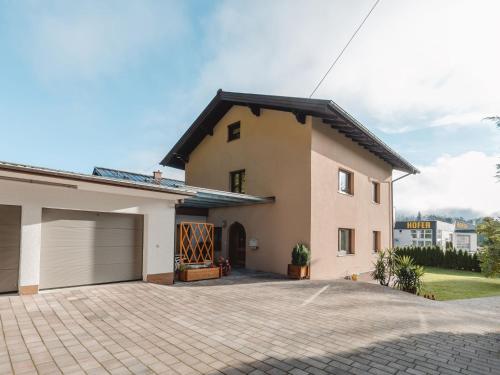 Apartment Bergblick by Interhome in Prielau