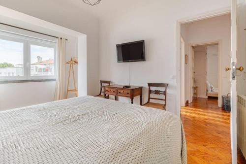 Family Villa in Lisbon ,Heated Pool ,Elevator,Parking,6 Bedrooms,Sleeps 14, Lisbon (photo 10)