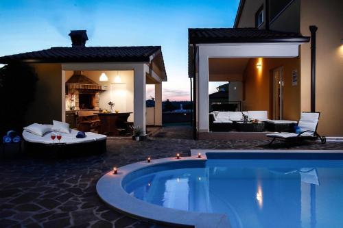 Villa Sunshine in Topid