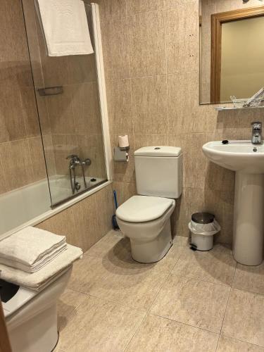 Hostal San Isidro - main image