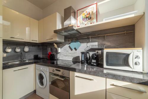 Shining Apartment near Subway!, Rome (photo 9)