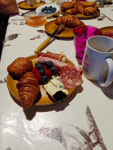 ''Mon Chez Moi'' in 其他地區