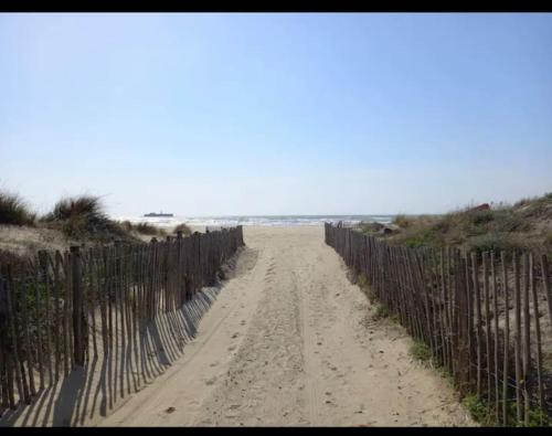 Le Sopraland 203, Joli T2 avec piscine et parking Le Sopraland 203, Joli T2 avec piscine et parking