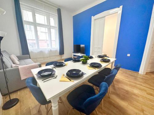 Elegant apartman for 8 person with free parking for 2 cars, Budapešť