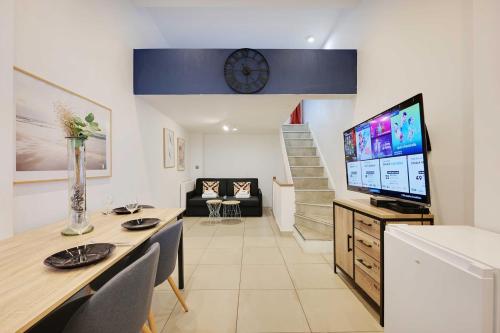 Cosy apartment -1BR - 4P - Gare district