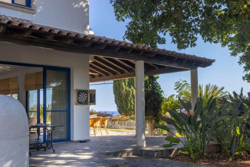 Villa with Sea View image 6
