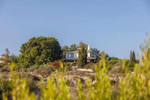 Villa with Sea View image 1