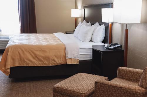 Quality Inn Harlan - image 7