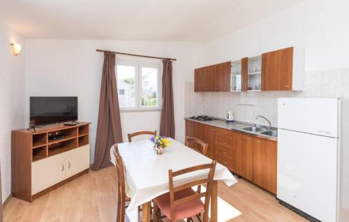 Holiday home Jelka - near beach - image 14
