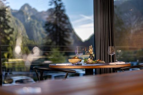 Skyview Chalets am Camping Toblacher See 4