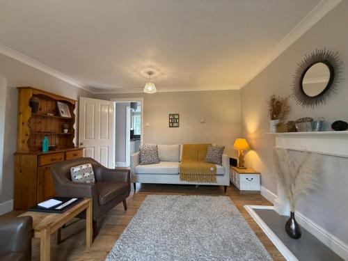 Garfield Place Cosy 2-Bedroom Cottage Central Windsor with Parking, Windsor (fotografie 8)