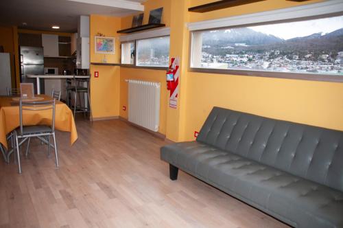Two-Room Apartment image 5