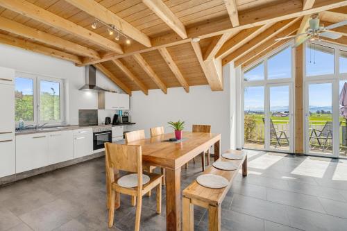 Superior One-Bedroom Apartment with Balcony
