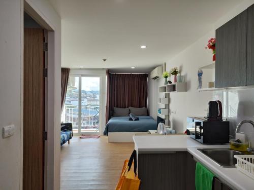 7 Floor - Ozone Condotel near Kata beach by 15 minutes walking, Kata Beach (photo 2)