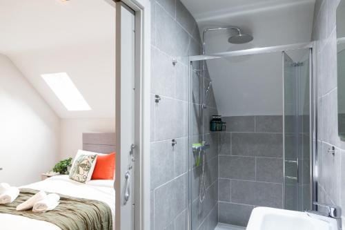 2-3 Bedroom Apartment- Long Term Stay Rates- Contractors-Professionals, Leeds (foto 10)