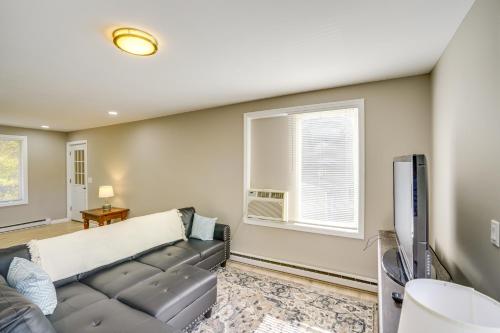 Relaxing Catskills Apt Less Than 3 Mi to Windham Mountain! in Windham, USA