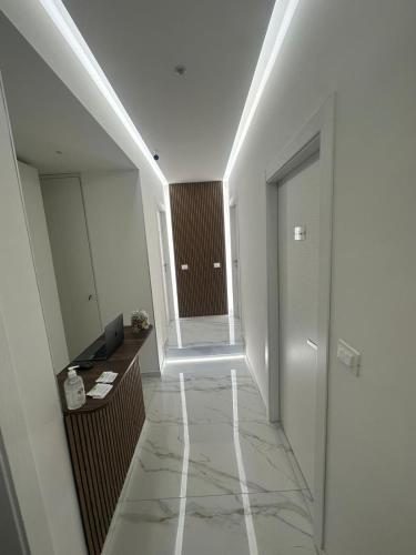 Emerald Rooms 3