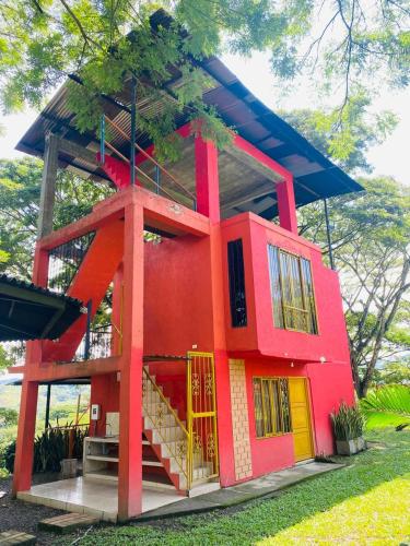 Saman Servicios Eje Cafetero SAS in La Virginia