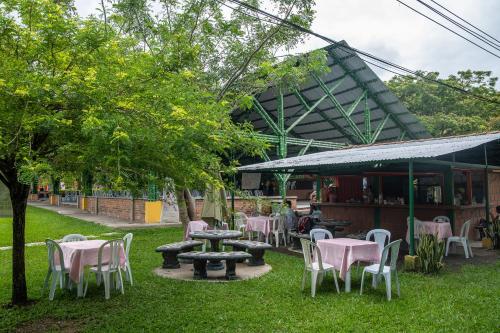 Saman Servicios Eje Cafetero SAS in La Virginia