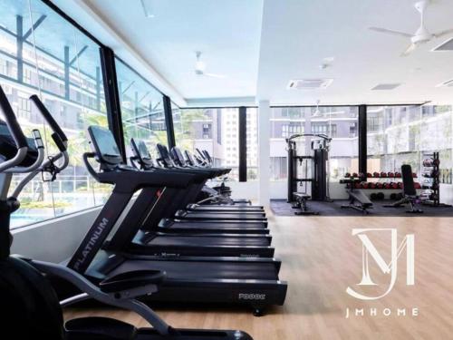 Majestic Maxim near UCSI MRT 康乐夜市 #37 Majestic Maxim near UCSI MRT 康乐夜市 #37