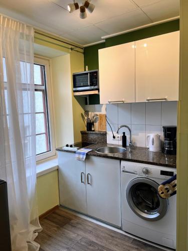 One-Bedroom Standard Apartment image 9