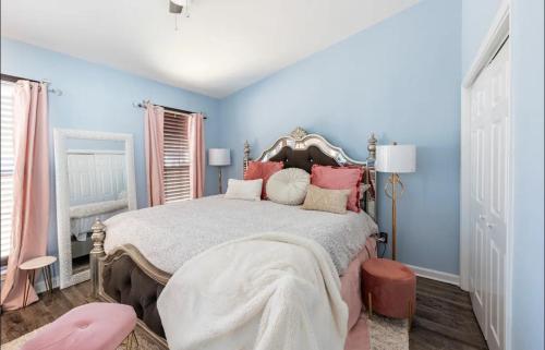 Amazing warm, cozy family home in Lithonia, USA