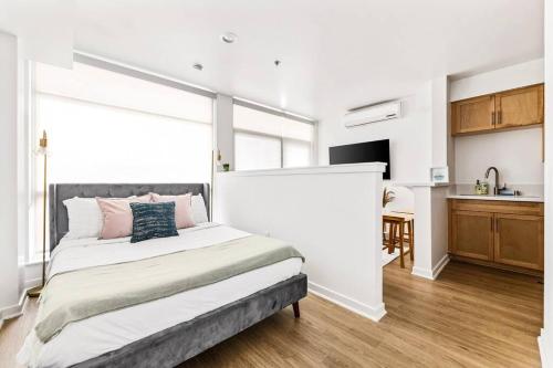Amazing studio in SM Promenade! Free parking!, Los Angeles (fotografie 7)