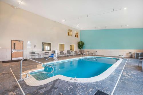 Best Western Plus University Park Inn & Suites - 전망
