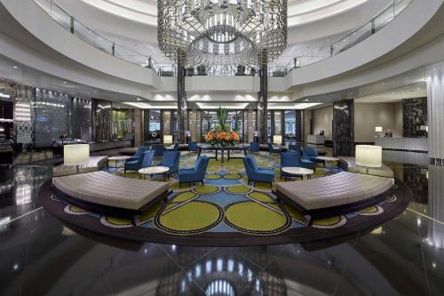 Crown Towers Melbourne – Melbourne, GA