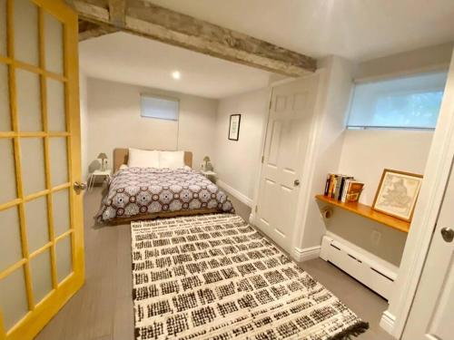 Private two bedroom suite in Victorian Ditmas Park in Brooklyn, USA