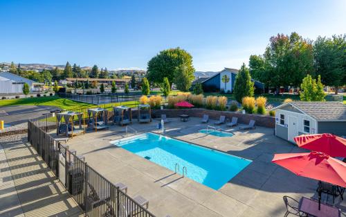 Peldbaseins, The Lodge Lake Chelan in Mensona (WA)