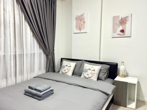Dcondo is next to the mall2 Room Type - One-Bedroom Apartment