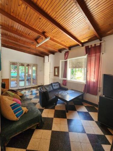 Javihouse in 리산드로 데 라 토레