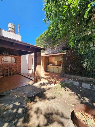 Javihouse in 리산드로 데 라 토레