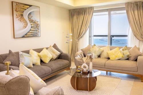 Lux two br w Sea Views from rooms in Dubai Marina, Dubaï (photo 6)