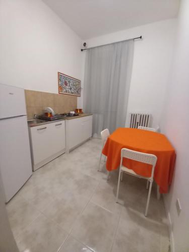 Konyha, 50 négyzetméteres, 1 hálószobás Apartman 1 fürdőszobával Falconara Marittima területén (FINESTRA SUL CORSO) near Ancona Falconara repülőtér