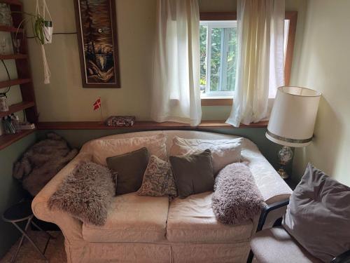 Oysterbeds offers our Oyster Suite in Lund, Canada